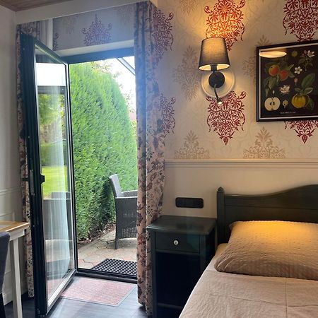 Pension Zum Golfstuebchen Echternacherbruck Exteriör bild